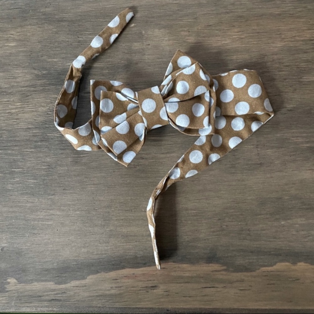 Baby Girl Headband / Baby Boy Bow tie. Can be used for either girl or boy.